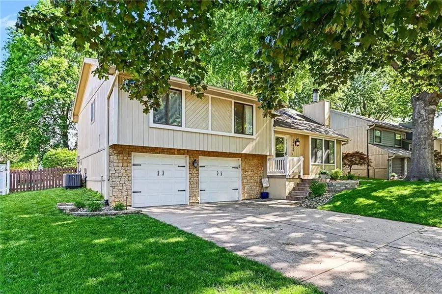 14426 W 92nd Terrace, Lenexa, KS 66215 - #2