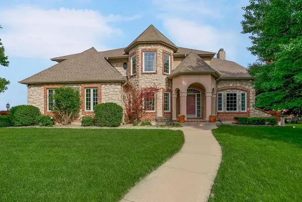 6905 N Charleston Drive, Kansas City, MO 64119