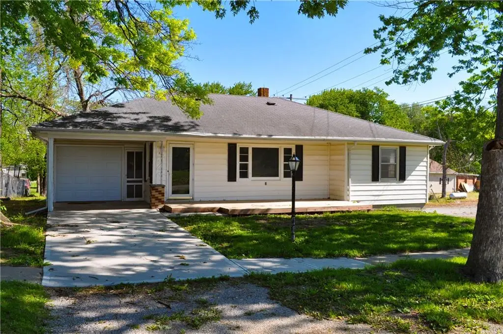 304 W Vermont Street, King City, MO 64463 - #1
