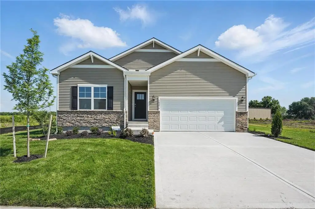 10276 Sorano Drive, Peculiar, MO 64078 - #1