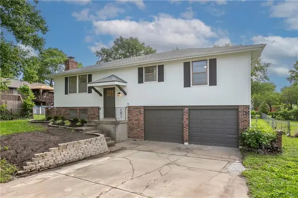1603 Chapel Lane, Harrisonville, MO 64701