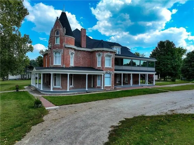 433 W State Street, Troy, KS 66087 - #2