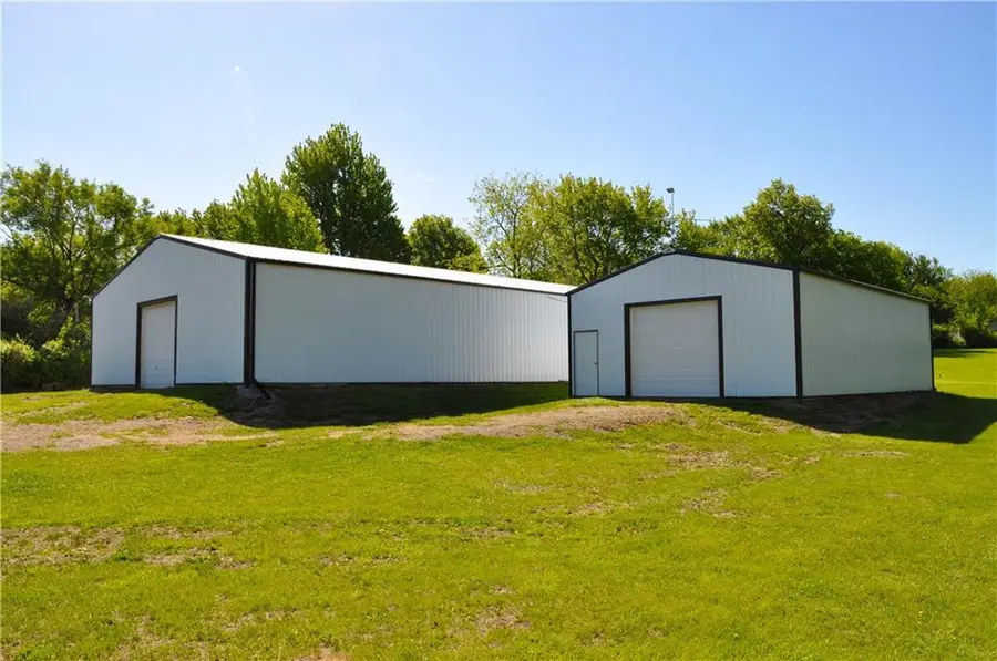 214 N Young Avenue, King City, MO 64463 - #2
