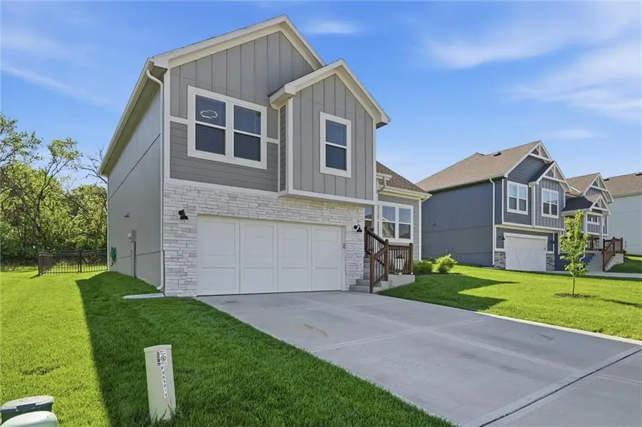 3517 SE Corbin Drive, Lees Summit, MO 64082 - #3