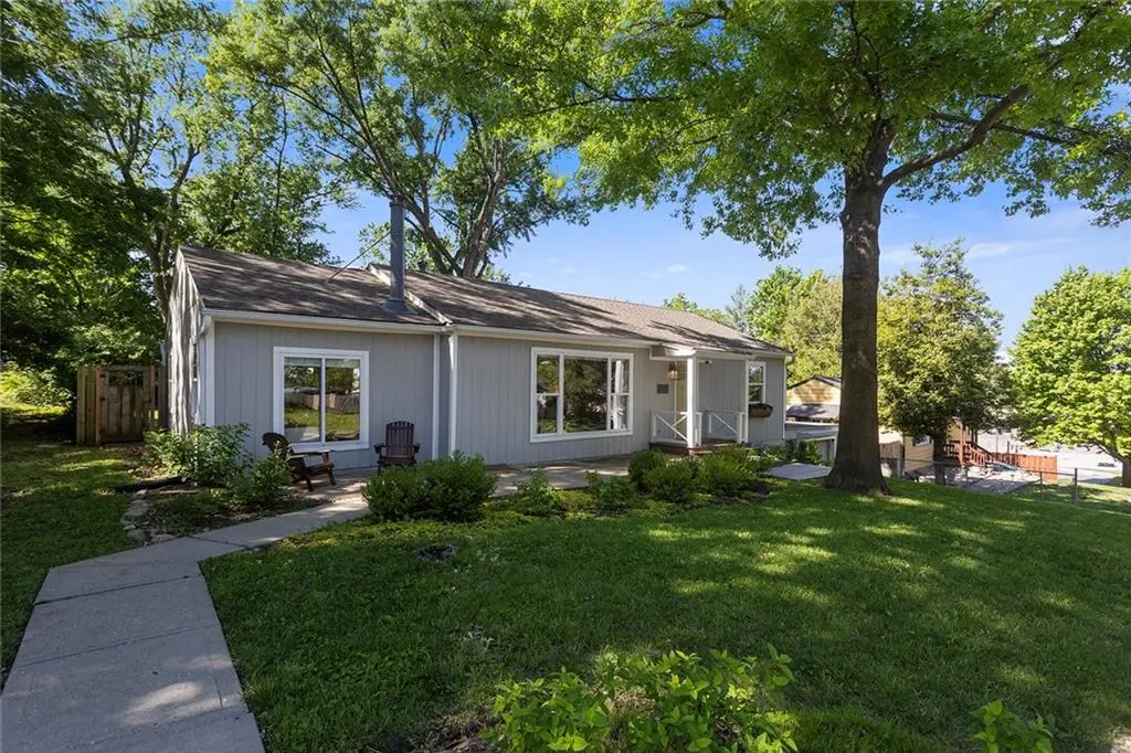 1135 Elizabeth Street, Liberty, MO 64068 - #1