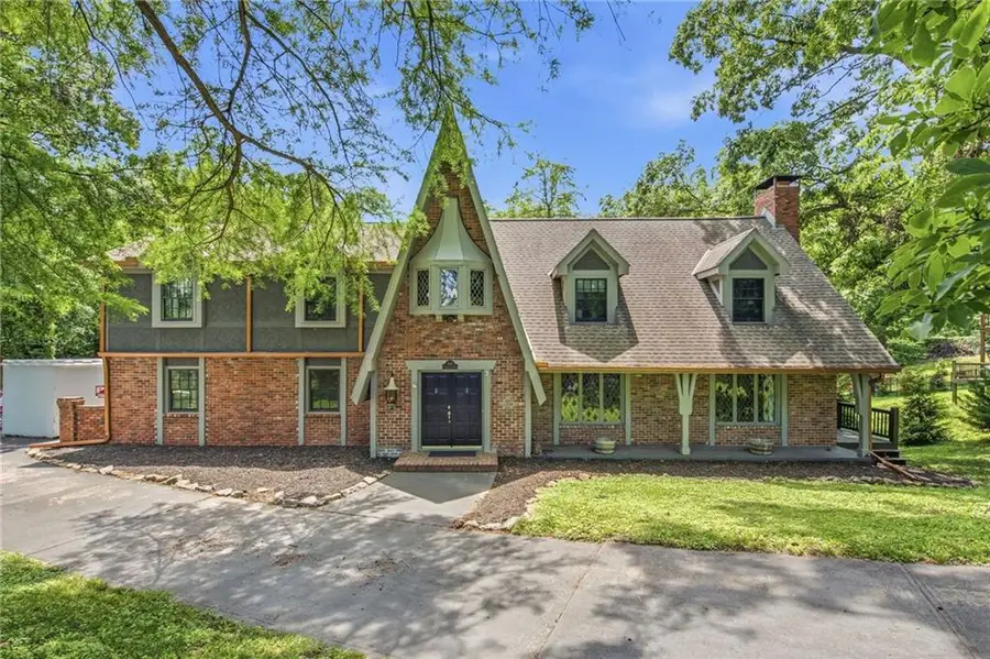4015 N Briarcliff Road, Kansas City, MO 64116 - #2
