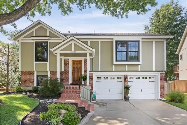 11259 Garnett Street, Overland Park, KS 66210