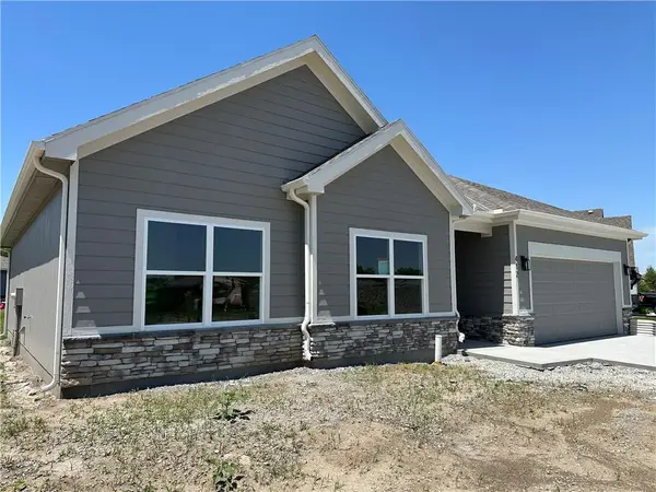 412 Ash Street, Wellsville, KS 66092