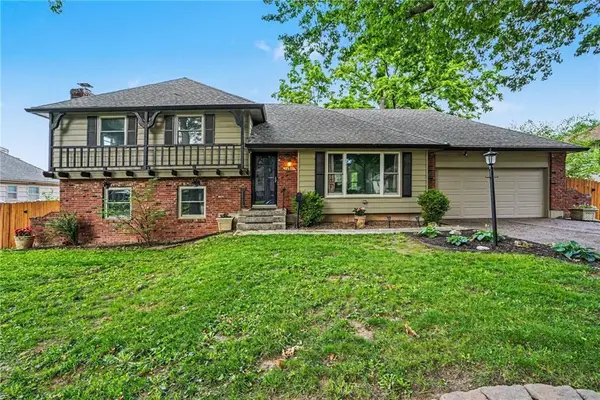 12411 Monroe Avenue, Grandview, MO 64030