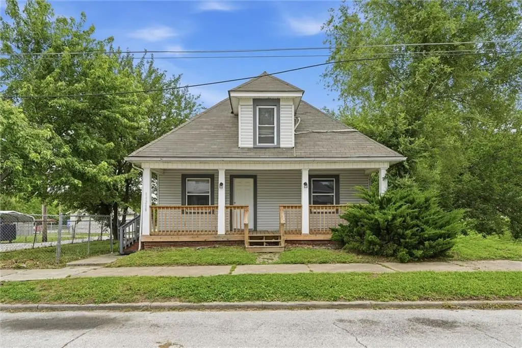 11208 Chicago Avenue, Sugar Creek, MO 64054 - #1