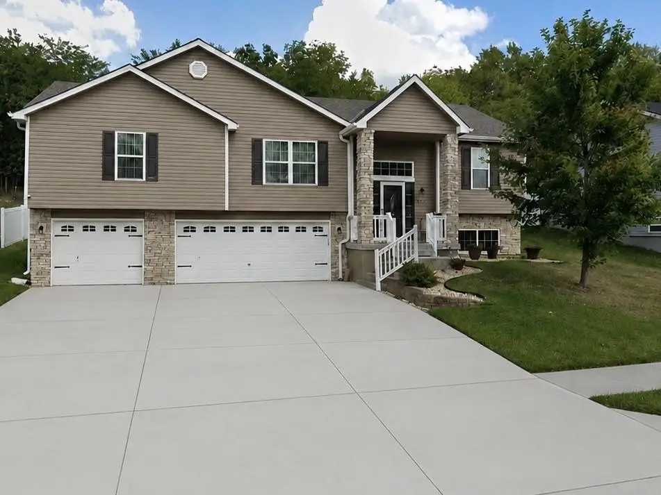 623 S Kisner Drive, Independence, MO 64056 - #1