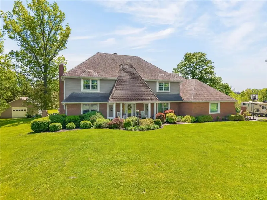 12918 Lakeland Drive, Saint Joseph, MO 64506 - #2
