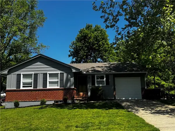 2102 E 87th Street, Kansas City, MO 64132