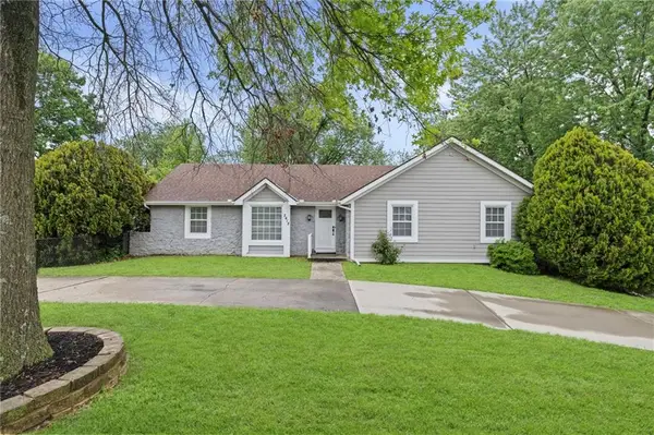 2418 N 88th Drive, Kansas City, KS 66109