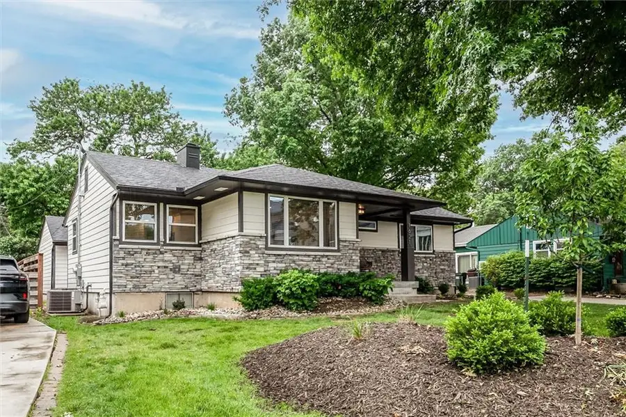 1621 Oxford Road, Lawrence, KS 66044 - #3