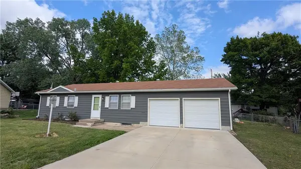 3622 SE Pinecrest Court Se, Topeka, KS 66605