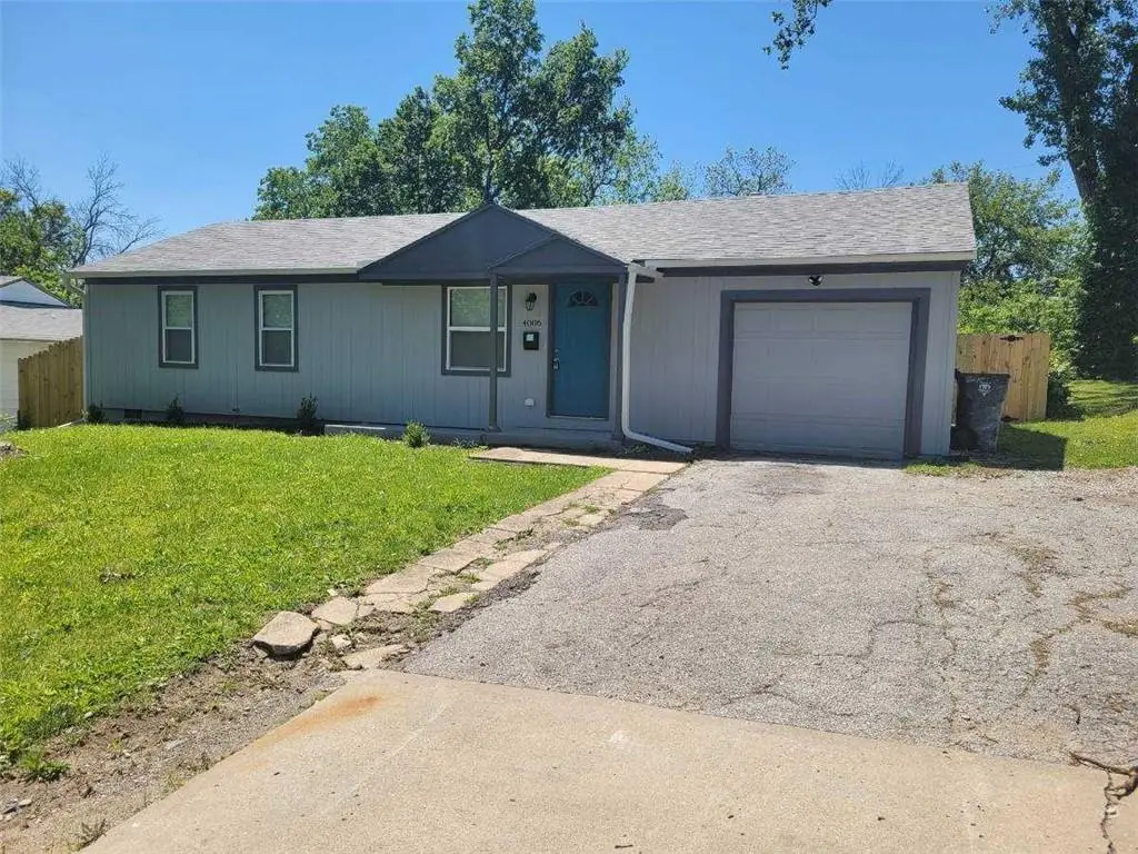 4006 Vineyard Road, Kansas City, MO 64130 - #1