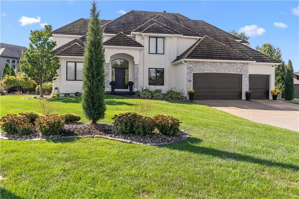 4206 NE Edmonson Court, Lees Summit, MO 64064 - #1