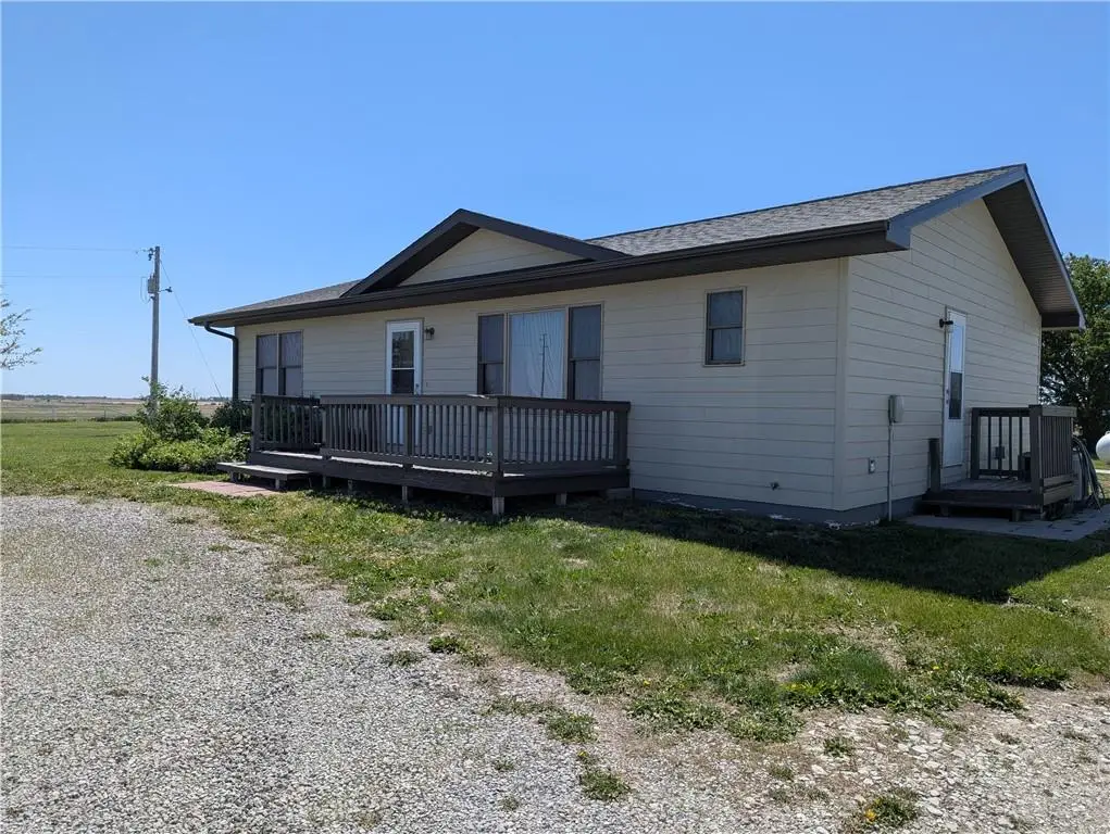 1463 Us-73 Highway, Hiawatha, KS 66434 - #1