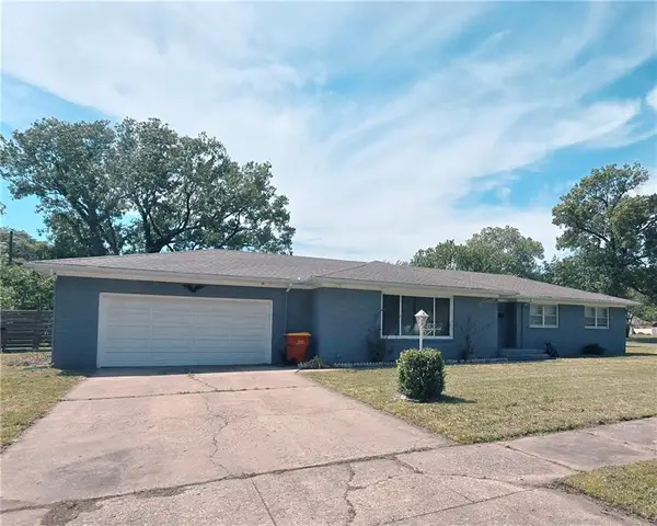 2007 N Michigan Street, Pittsburg, KS 66762