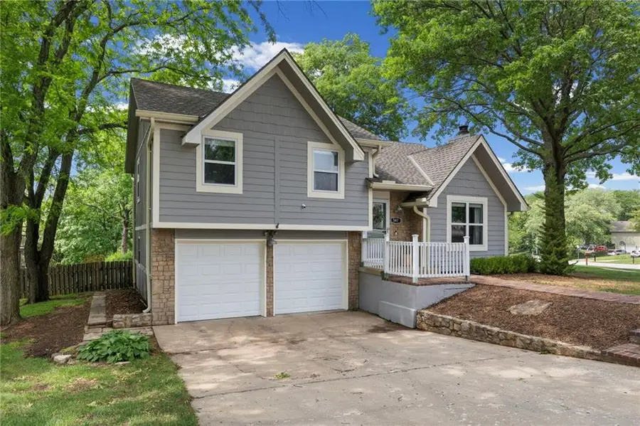 547 N Persimmon Drive, Olathe, KS 66061 - #3