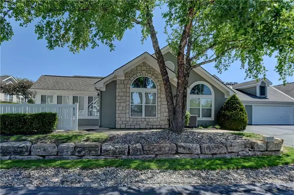 23113 W 71st Terrace, Shawnee, KS 66227
