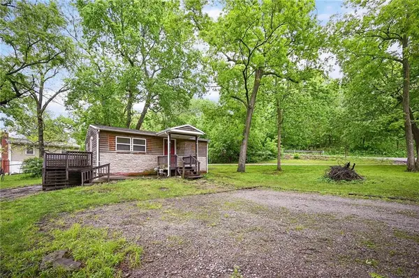 161 T Street, Lake Lotawana, MO 64086