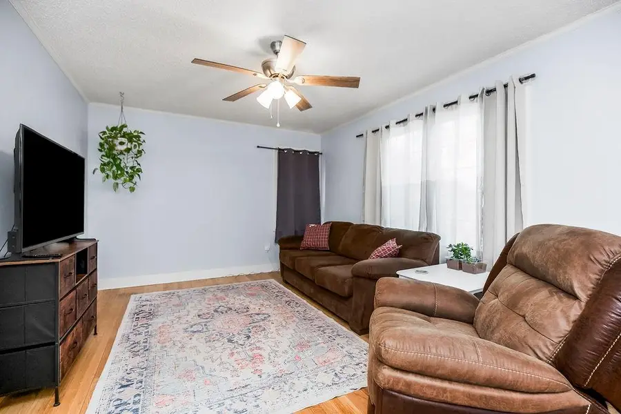 3216 S Hardy Avenue, Independence, MO 64052 - #3