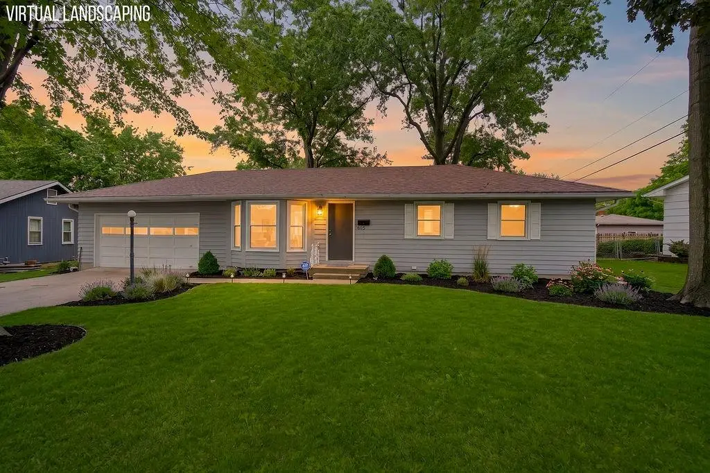 605 NW Lakeview Road, Blue Springs, MO 64014 - #1