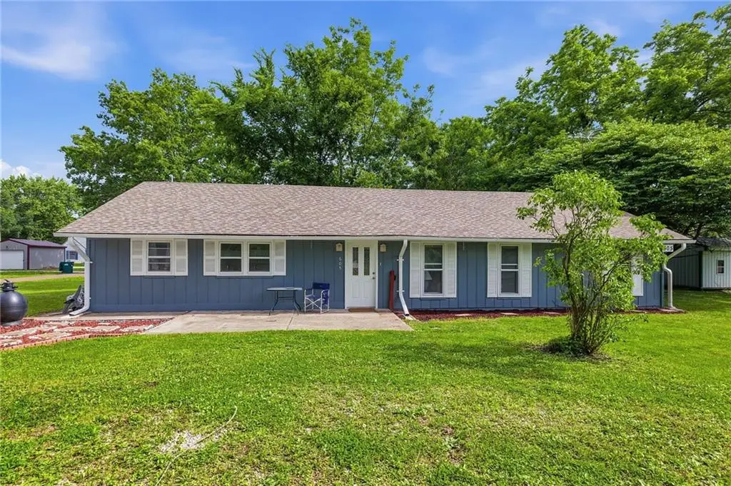 605 Pearl Street, East Lynne, MO 64743 - #1