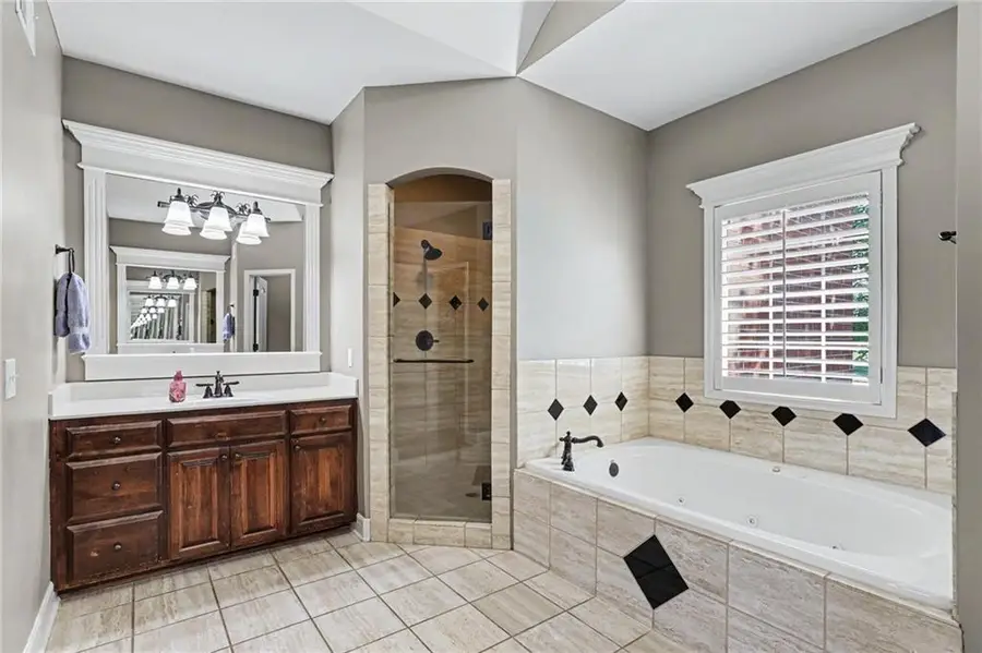 9705 NE Jacob Lane, Lees Summit, MO 64086 - #3