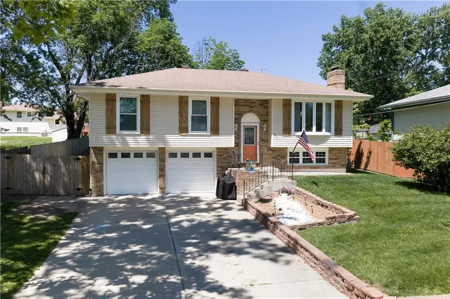 2400 S 16th Terrace, Leavenworth, KS 66048 - #2