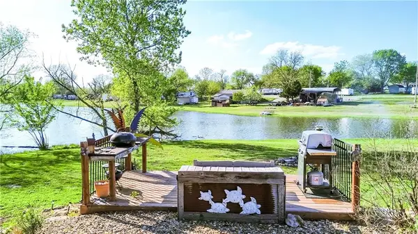 142 N Linn Valley Drive, Linn Valley, KS 66040