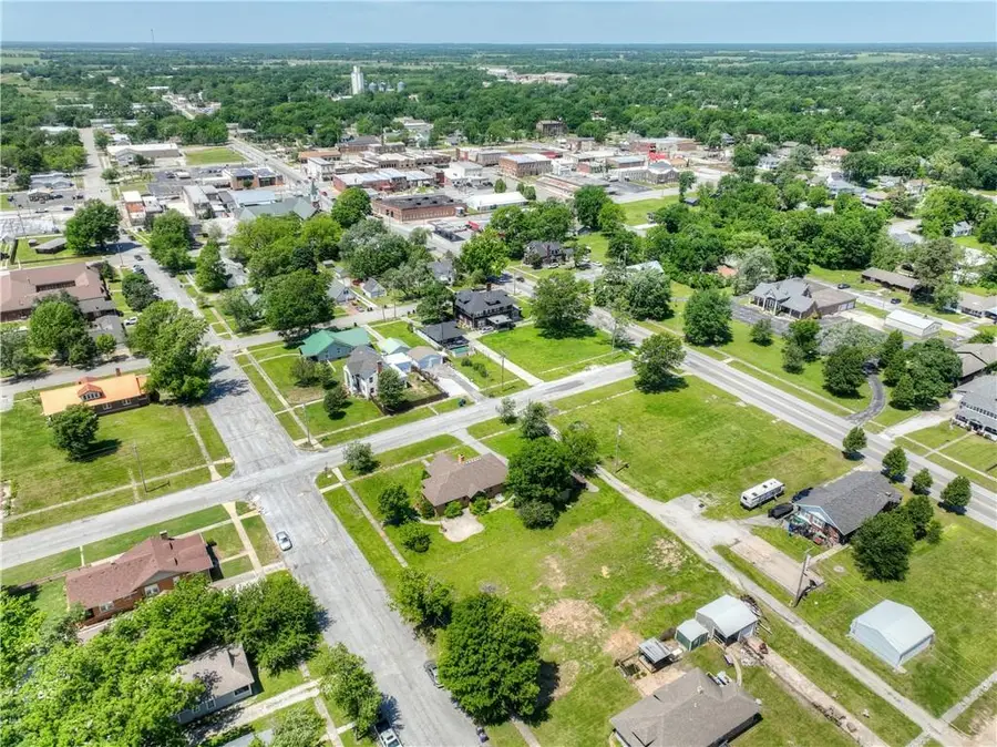 436 E 13th Lot 10 Street, Baxter Springs, KS 66713 - #2