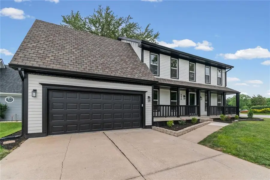 646 NE Saint Andrews Court, Lees Summit, MO 64064 - #3
