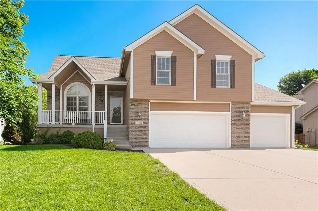 10023 N Willow Avenue, Kansas City, MO 64157 - #1