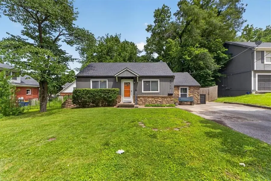 4717 Reinhardt Drive, Roeland Park, KS 66205 - #2