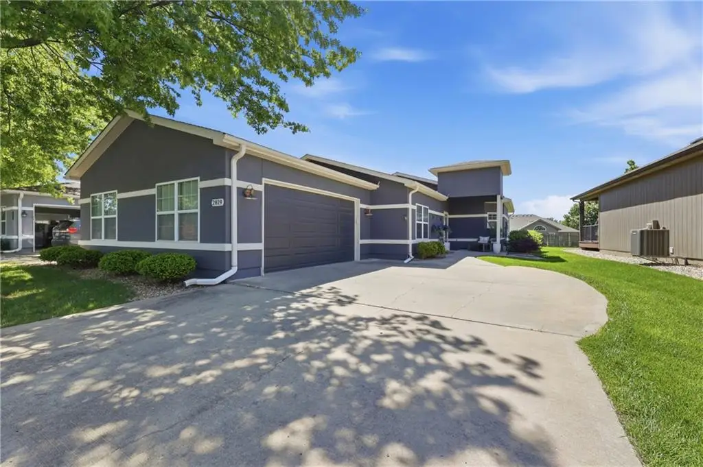 2819 NE Sonora Valley Drive, Blue Springs, MO 64014 - #1
