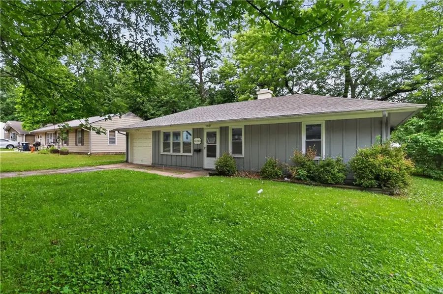 11220 Marsh Avenue, Kansas City, MO 64134 - #3