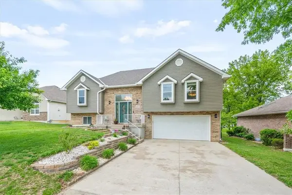 415 Hazelwood Drive, Warrensburg, MO 64093
