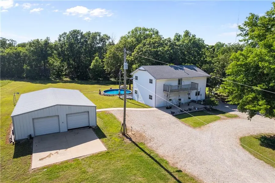 2083 Cr 3500 N/a, Independence, KS 67301 - #2