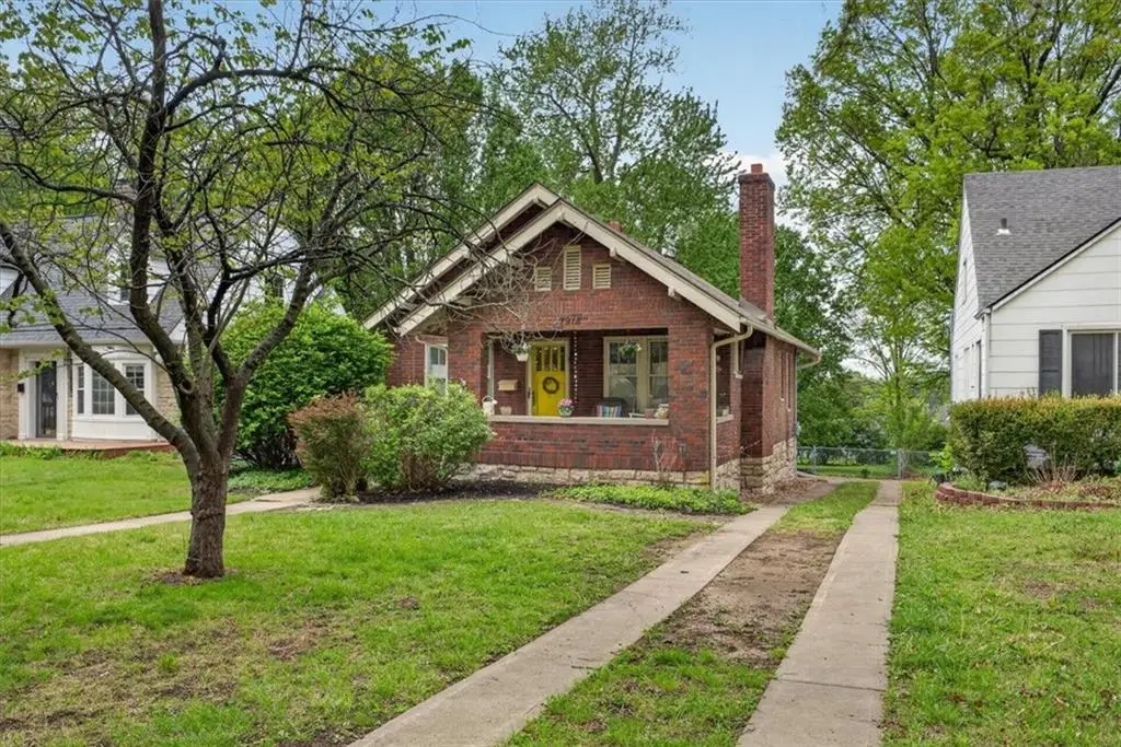 7918 Ward Parkway Plaza, Kansas City, MO 64114 - #1