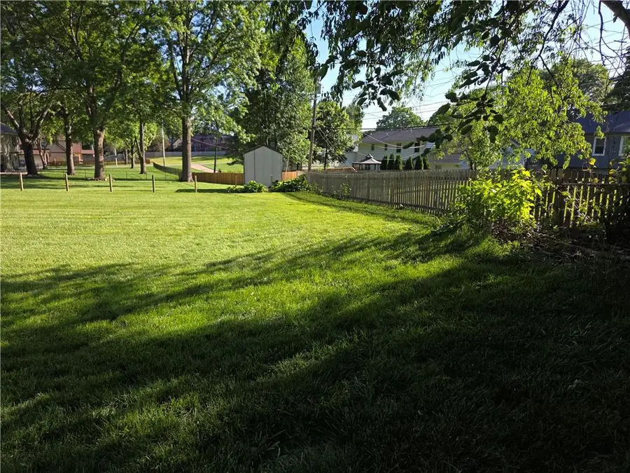 12836 Saint Andrews Drive, Kansas City, MO 64145 - #2