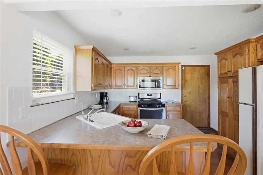 22646 Washington Avenue, Spring Hill, KS 66083 - #3