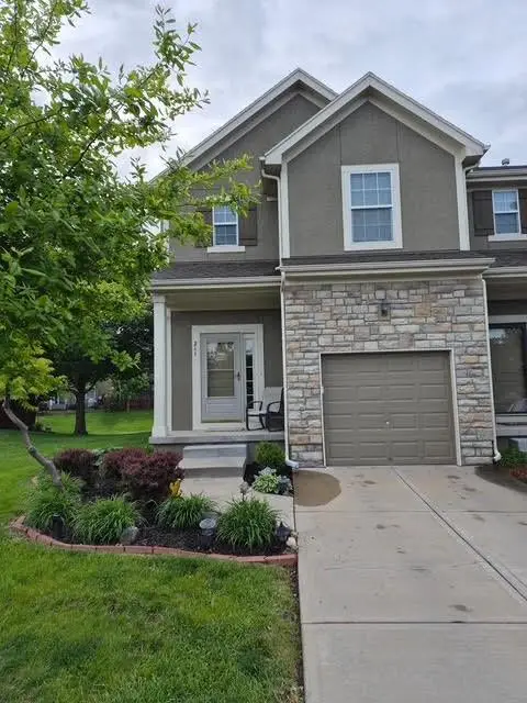 211 N Laurel Street, Gardner, KS 66030