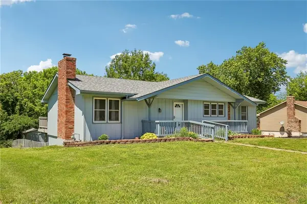 1419 Woodlawn Drive, Warrensburg, MO 64093