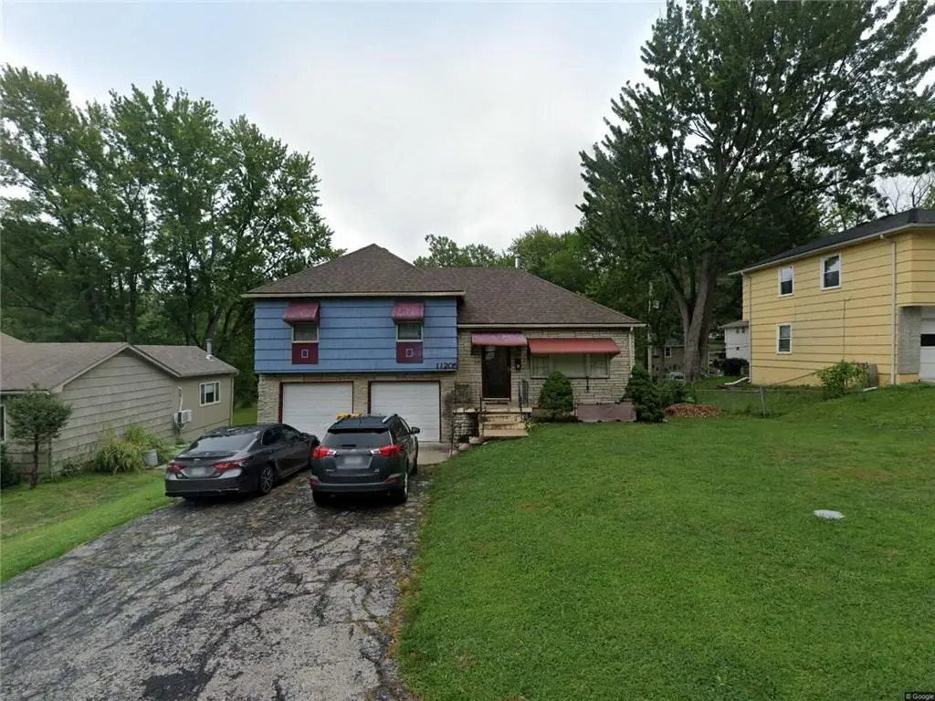 11205 Myrtle Avenue, Kansas City, MO 64137 - #1