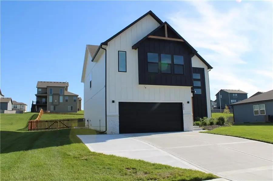 9209 NE 111th Terrace, Kansas City, MO 64157 - #2
