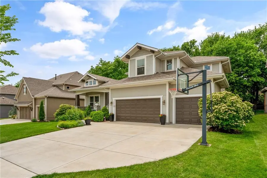 10736 S Palisade Street, Olathe, KS 66061 - #3
