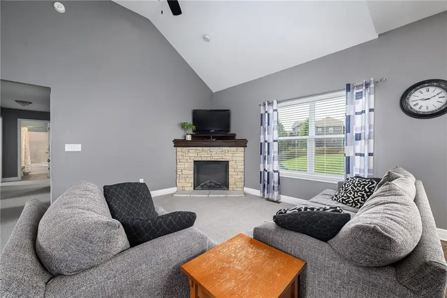 11409 Kimball Avenue, Kansas City, KS 66109 - #2